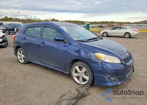 2009 Toyota Corolla Matrix S z USA, uszkodzony, nr VIN 2T1LE40E69C010939